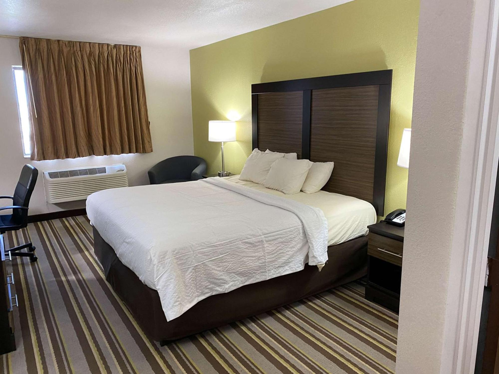 Motel 6 Lancaster Fertility Bagian luar foto
